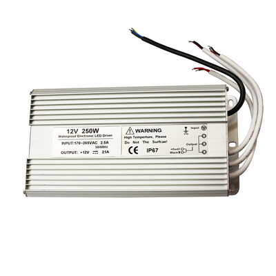 Dayanıklı 120V 220V Su Geçirmez LED Güç Kaynağı IP67 Alüminyum Plastik Malzeme